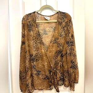 Abria Woman 🌻 Animal Print Blouse 3X